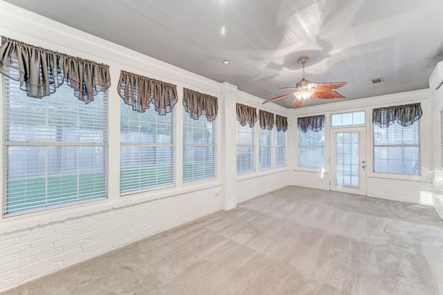 257 Palais Verde Road, Montgomery, TX 77356