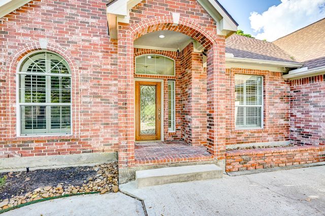 257 Palais Verde Road, Montgomery, TX 77356