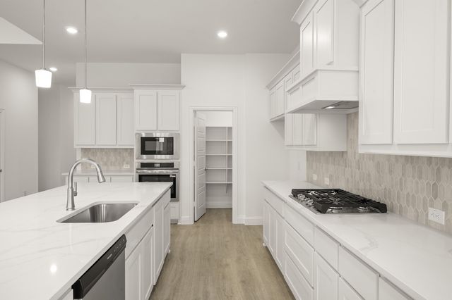 4304 Knight Street, Midlothian, TX 76065