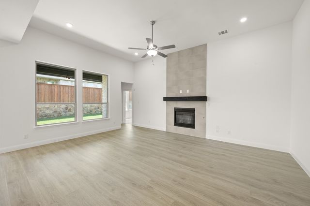 4304 Knight Street, Midlothian, TX 76065