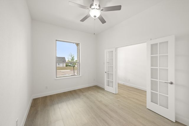 4304 Knight Street, Midlothian, TX 76065