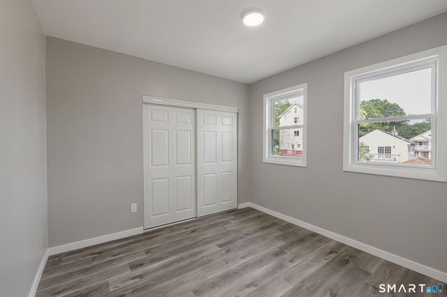 121 Hillview Avenue, Waterbury, CT 06704