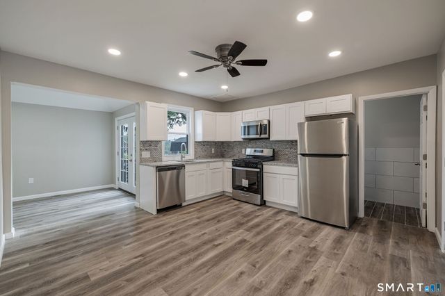 121 Hillview Avenue, Waterbury, CT 06704