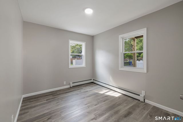 121 Hillview Avenue, Waterbury, CT 06704