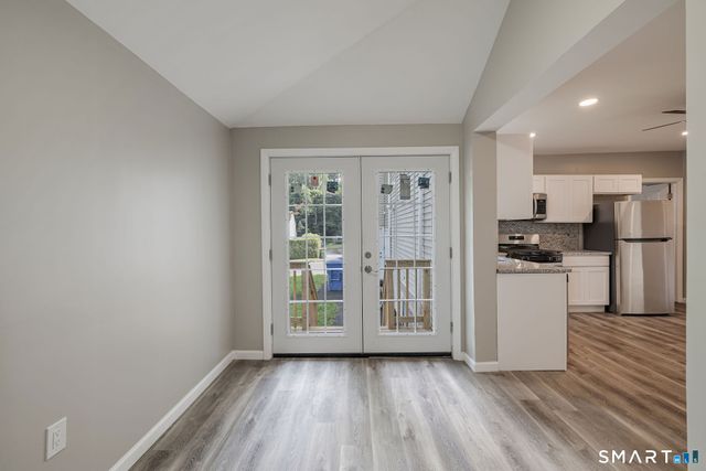 121 Hillview Avenue, Waterbury, CT 06704