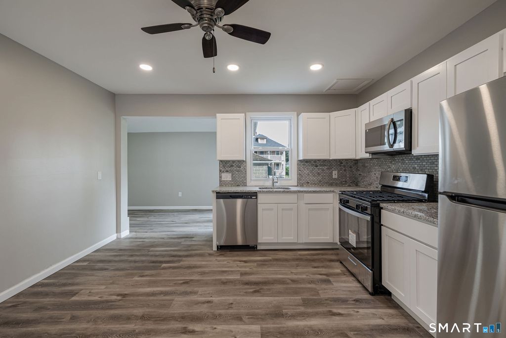 121 Hillview Avenue, Waterbury, CT 06704