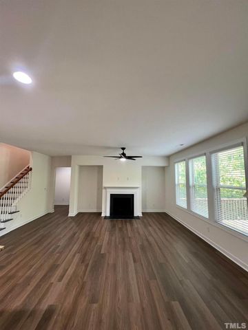 8725 Forester Lane, Apex, NC 27539