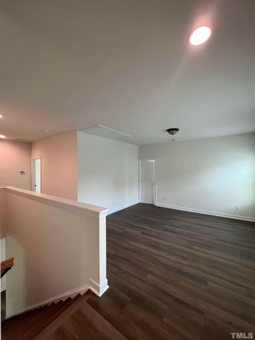 8725 Forester Lane, Apex, NC 27539