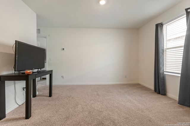 5507 Finch Canyon, Converse, TX 78109