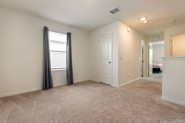 5507 Finch Canyon, Converse, TX 78109