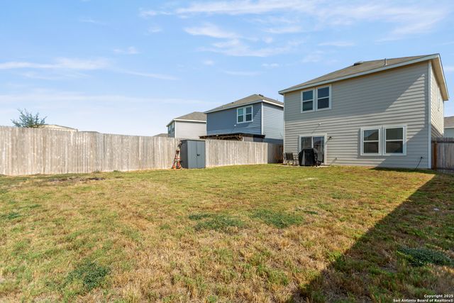 5507 Finch Canyon, Converse, TX 78109