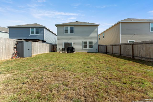 5507 Finch Canyon, Converse, TX 78109