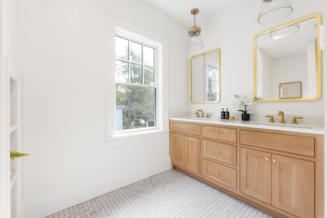 887 Commonwealth Avenue, Newton, MA 02459