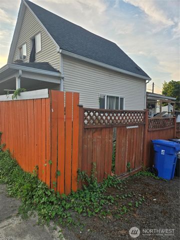 4717 S Alaska Street, Tacoma, WA 98408