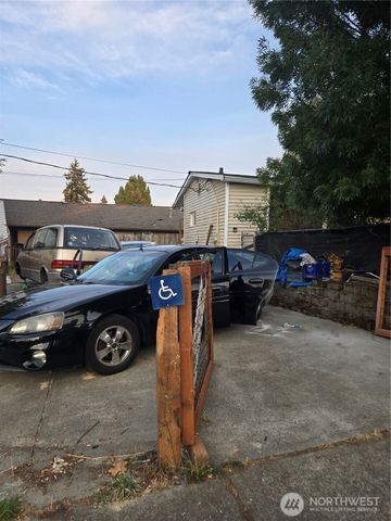 4717 S Alaska Street, Tacoma, WA 98408