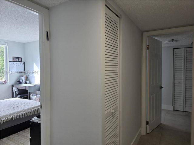 17890 W Dixie Hwy 307, North Miami Beach, FL 33160