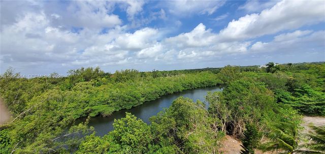 17890 W Dixie Hwy 307, North Miami Beach, FL 33160