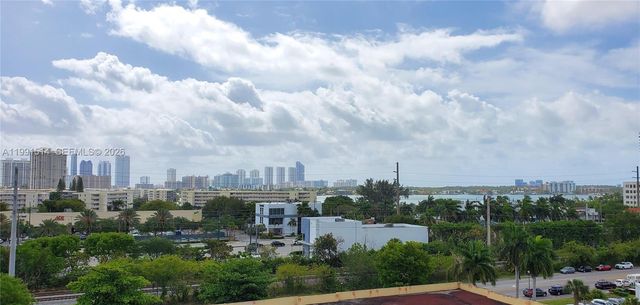 17890 W Dixie Hwy 307, North Miami Beach, FL 33160