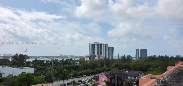 17890 W Dixie Hwy 307, North Miami Beach, FL 33160