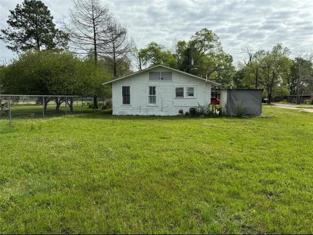 500 Tanner Avenue, Cleveland, TX 77327
