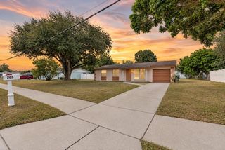 205 MILLER MAC ROAD, Apollo Beach, FL 33572