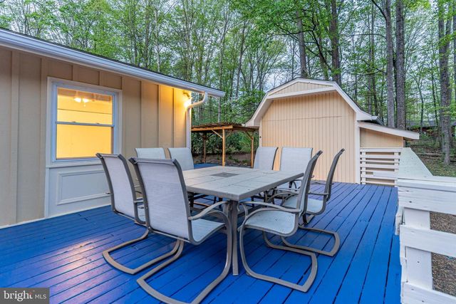102 MONUMENT RD, Locust Grove, VA 22508
