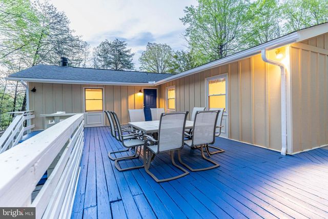 102 MONUMENT RD, Locust Grove, VA 22508