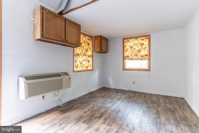 102 MONUMENT RD, Locust Grove, VA 22508