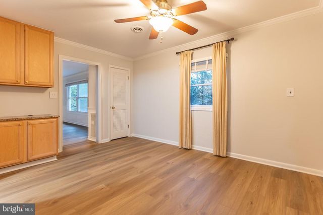 102 MONUMENT RD, Locust Grove, VA 22508