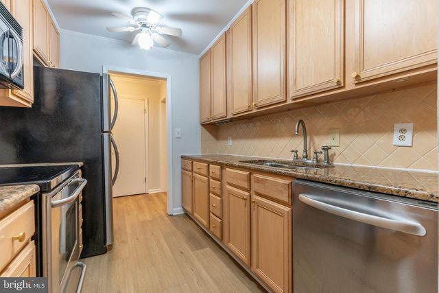 102 MONUMENT RD, Locust Grove, VA 22508