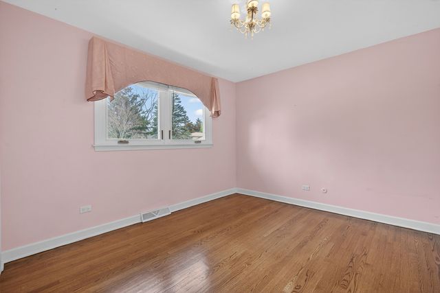 720 PRESTON Lane, Schaumburg, IL 60193