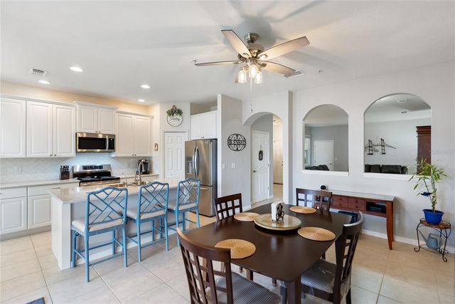 4307 VIA PIEDRA CIRCLE 6-102, Sarasota, FL 34233