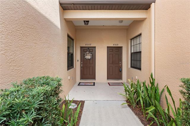 4307 VIA PIEDRA CIRCLE 6-102, Sarasota, FL 34233
