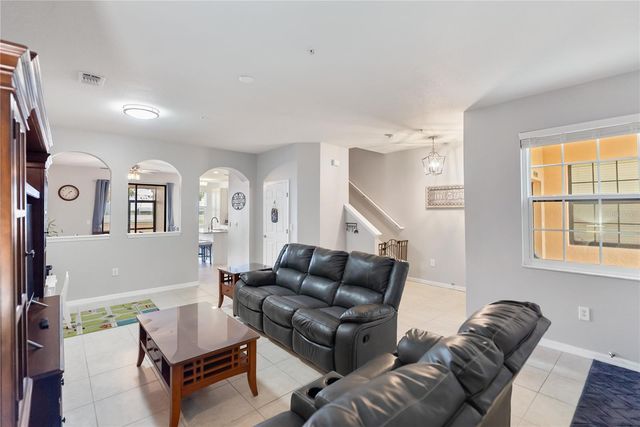 4307 VIA PIEDRA CIRCLE 6-102, Sarasota, FL 34233