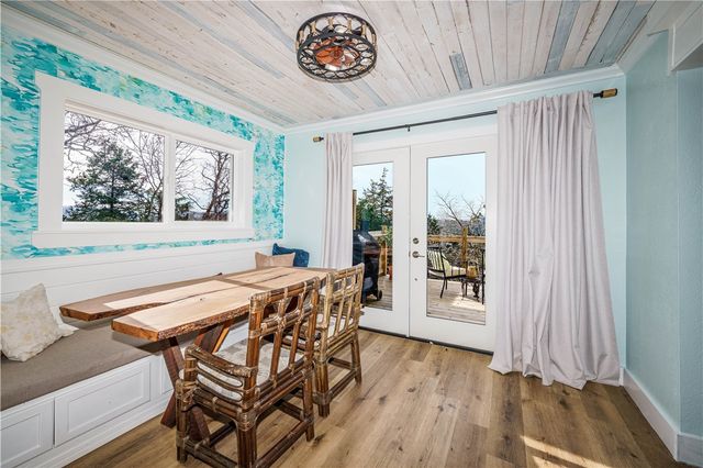 217 Stateline Drive, Holiday Island, AR 72631