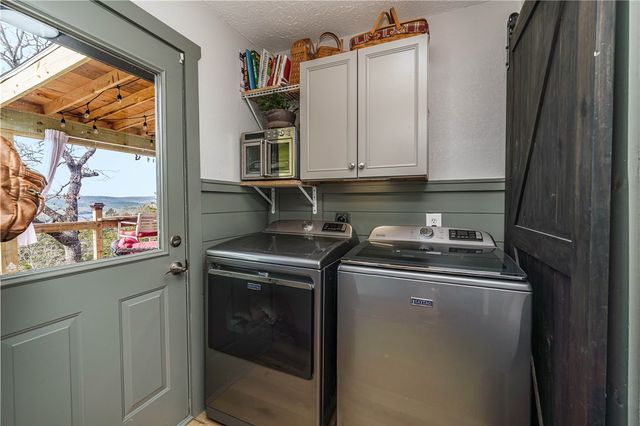 217 Stateline Drive, Holiday Island, AR 72631