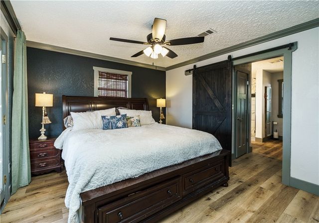 217 Stateline Drive, Holiday Island, AR 72631