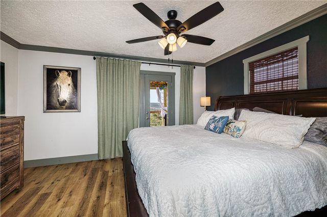 217 Stateline Drive, Holiday Island, AR 72631