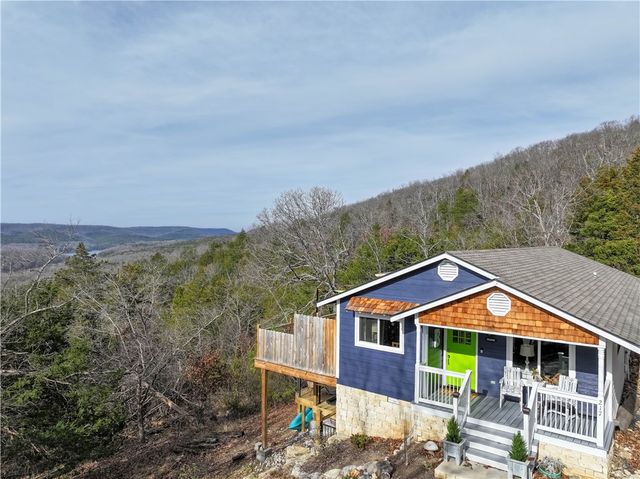 217 Stateline Drive, Holiday Island, AR 72631