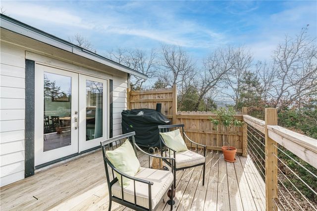 217 Stateline Drive, Holiday Island, AR 72631