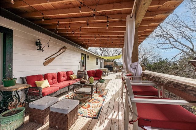 217 Stateline Drive, Holiday Island, AR 72631