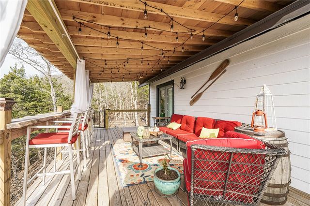 217 Stateline Drive, Holiday Island, AR 72631