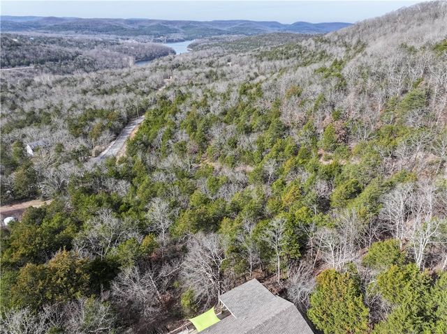 217 Stateline Drive, Holiday Island, AR 72631