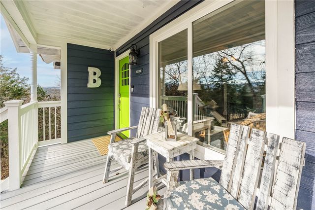 217 Stateline Drive, Holiday Island, AR 72631