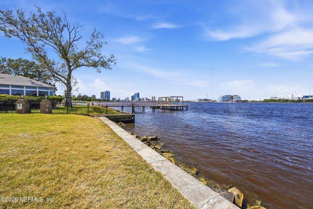 1118 MONTICELLO Road, Jacksonville, FL 32207