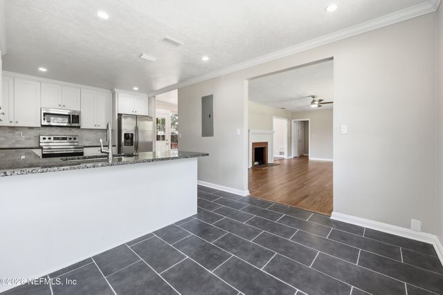 1118 MONTICELLO Road, Jacksonville, FL 32207