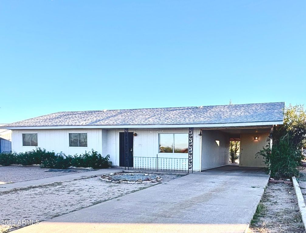 411 W North Street, Ajo, AZ 85321