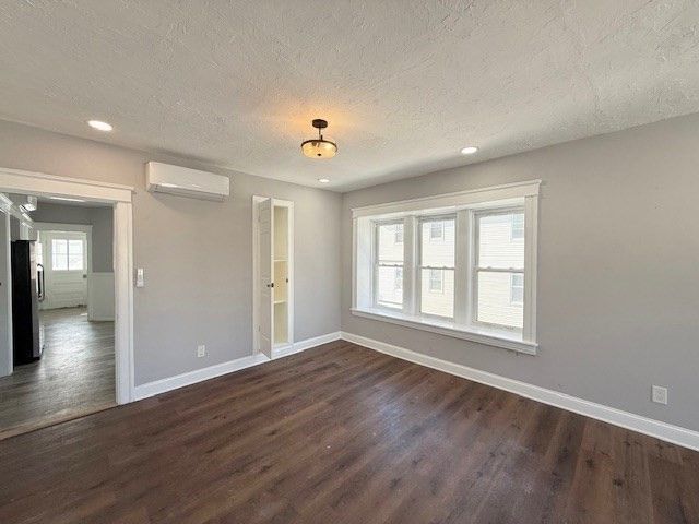 8 Summerhill Ave., 2, Worcester, MA 01606