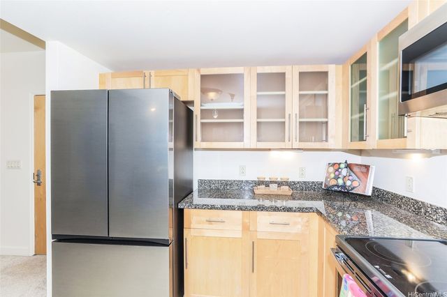 600 Queen Street 809, Honolulu, HI 96813