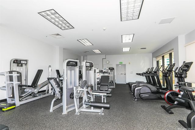 600 Queen Street 809, Honolulu, HI 96813